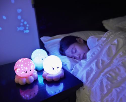 Twinkles-To-Go-Octo-Pink-LIFESTYLE4-1056